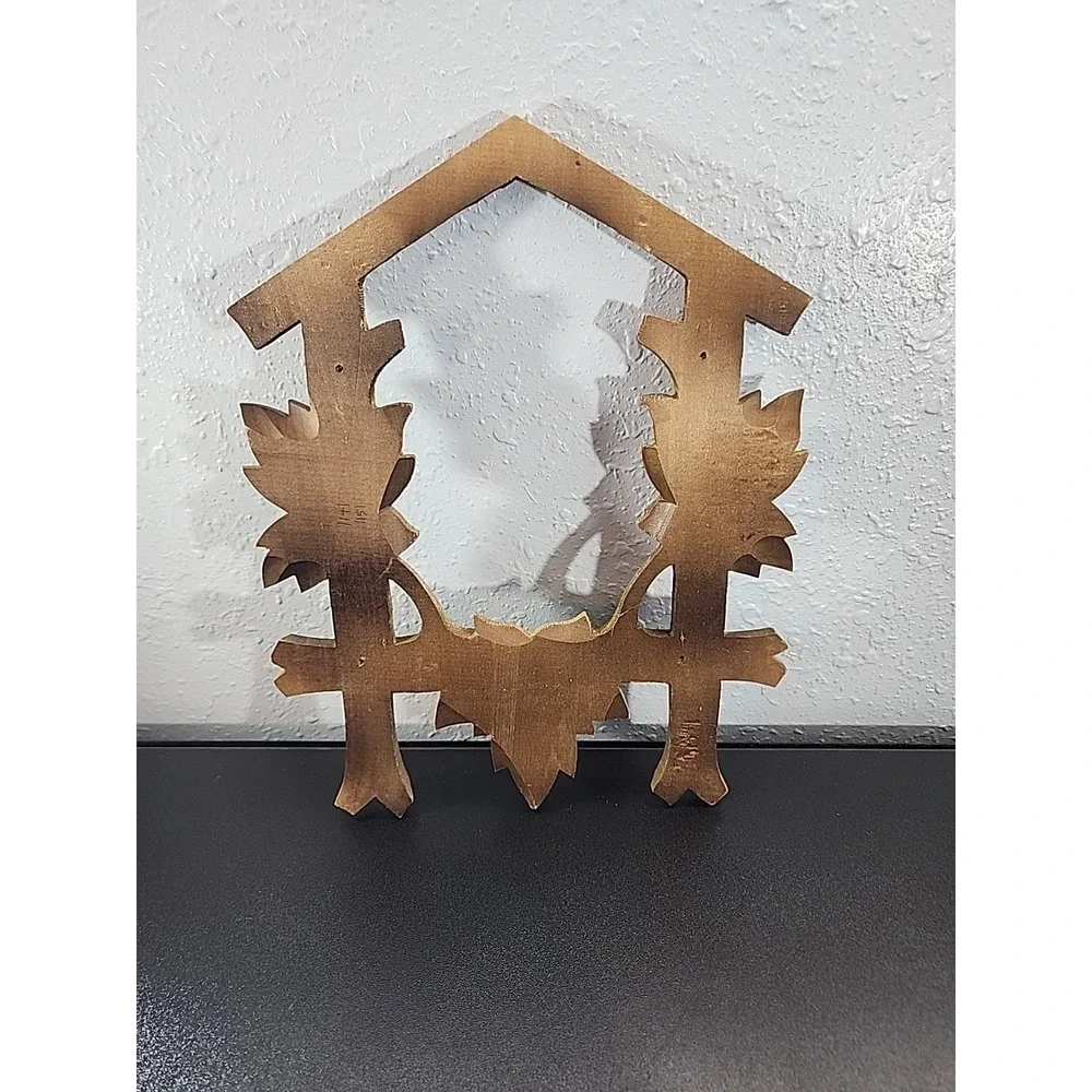 Vintage German Black Forest Cuckoo Clock‎ Face Trim Green Leaves Cottage Core 2